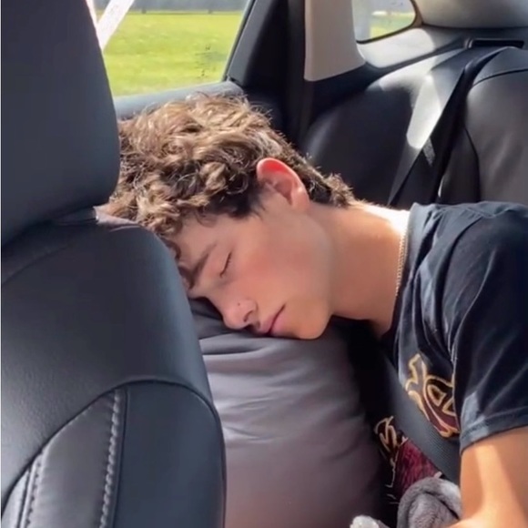 Meet your Posher, Gabe - Picture 1 of 1